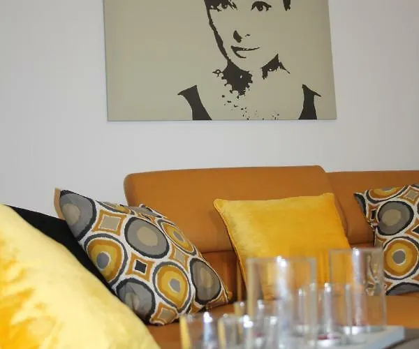 Schoene 60qm Grosse Mainz-lerchenberg Zdf アパート *